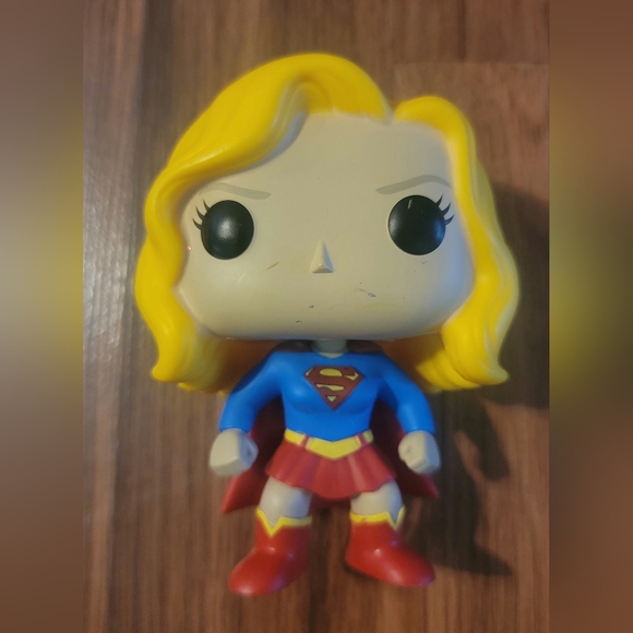 Figura Funko de Supergirl de The Flash